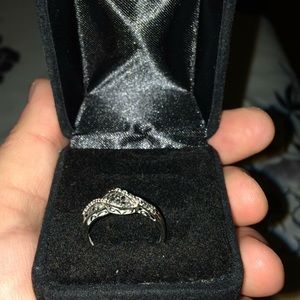 Black and White Diamond white Gold ring 10K